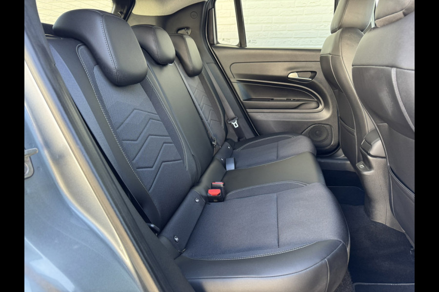 Jeep Avenger Summit 54 kWh Clima Camera Carplay Adaptive Cruise PDC voor en achter Half Leder