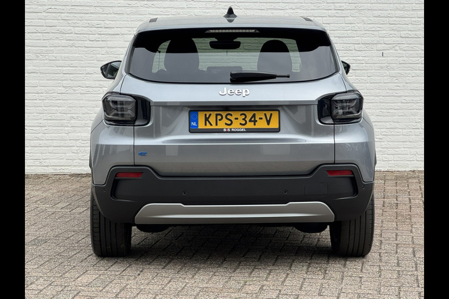 Jeep Avenger Summit 54 kWh Clima Camera Carplay Adaptive Cruise PDC voor en achter Half Leder