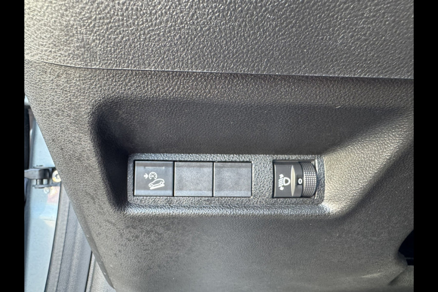 Jeep Avenger Summit 54 kWh Clima Camera Carplay Adaptive Cruise PDC voor en achter Half Leder