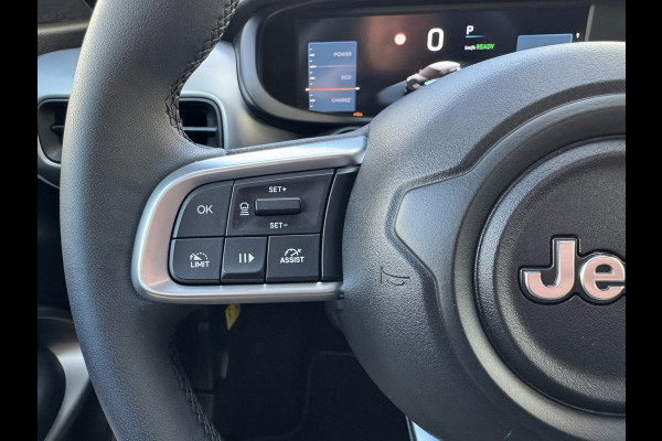 Jeep Avenger Summit 54 kWh Clima Camera Carplay Adaptive Cruise PDC voor en achter Half Leder