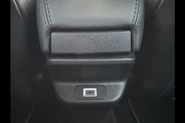 Jeep Avenger Summit 54 kWh Clima Camera Carplay Adaptive Cruise PDC voor en achter Half Leder