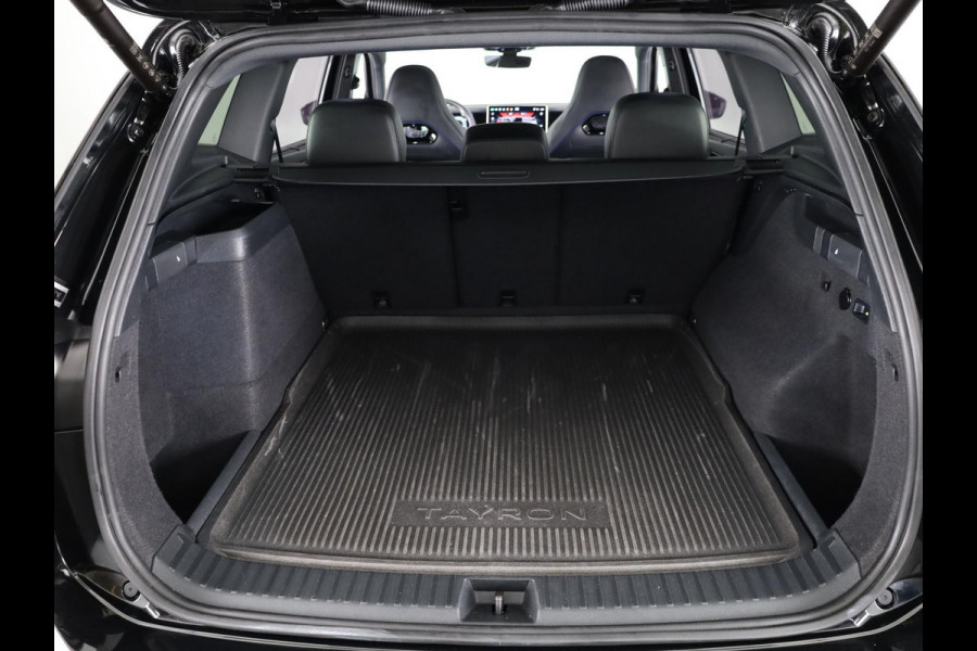 Volkswagen Tayron R-Line Edition 1.5 eHybrid 200 kW / 272 PK SUV 6 v 360 Camera | Panoramadak | Stoelverwarming