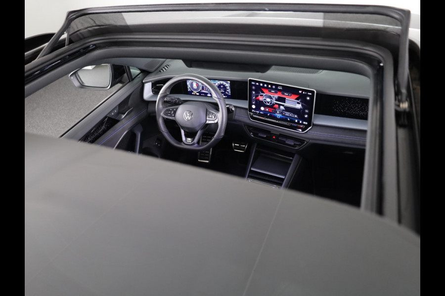 Volkswagen Tayron R-Line Edition 1.5 eHybrid 200 kW / 272 PK SUV 6 v 360 Camera | Panoramadak | Stoelverwarming