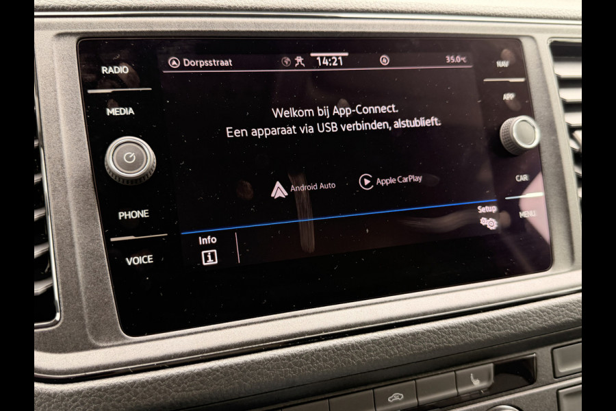 Volkswagen Crafter 35 2.0 TDI L3H3 Exclusive | Automaat | Executive Plus | LED | Camera | Trekhaak + opstap | ACC | Stuur & stoelverwarming | App-connect |