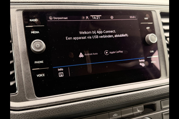 Volkswagen Crafter 35 2.0 TDI L3H3 Exclusive | Automaat | Executive Plus | LED | Camera | Trekhaak + opstap | ACC | Stuur & stoelverwarming | App-connect |