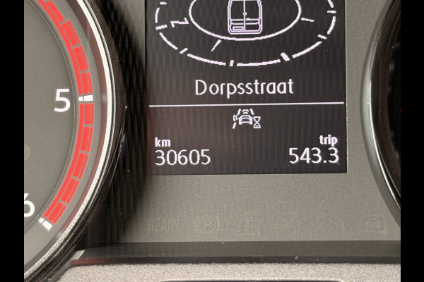 Volkswagen Crafter 35 2.0 TDI L3H3 Exclusive | Automaat | Executive Plus | LED | Camera | Trekhaak + opstap | ACC | Stuur & stoelverwarming | App-connect |
