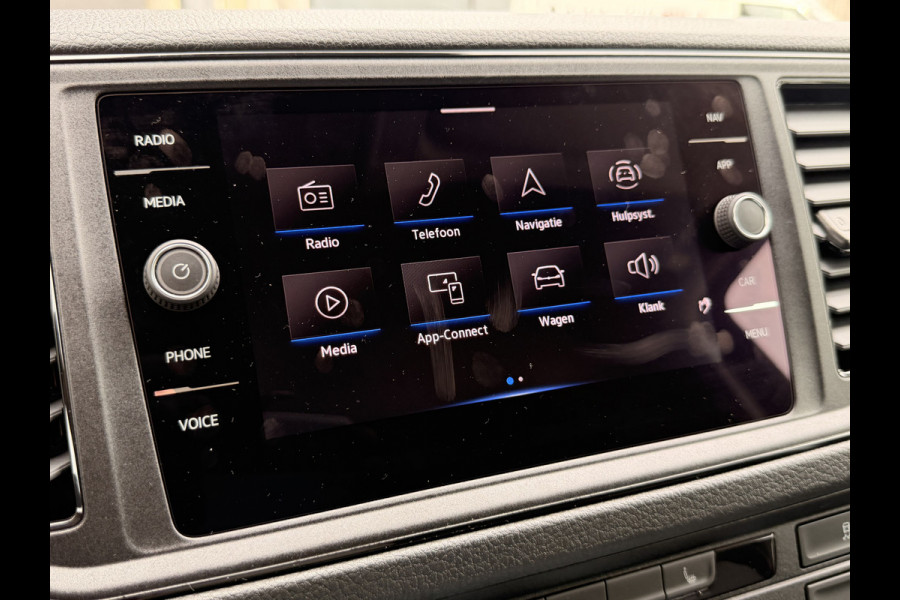 Volkswagen Crafter 35 2.0 TDI L3H3 Exclusive | Automaat | Executive Plus | LED | Camera | Trekhaak + opstap | ACC | Stuur & stoelverwarming | App-connect |