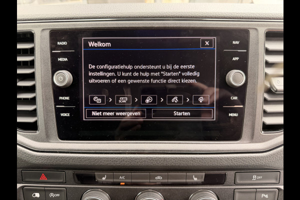 Volkswagen Crafter 35 2.0 TDI L3H3 Exclusive | Automaat | Executive Plus | LED | Camera | Trekhaak + opstap | ACC | Stuur & stoelverwarming | App-connect |