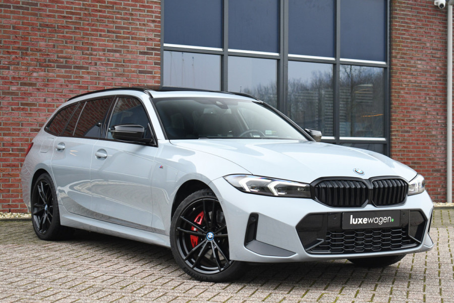 BMW 3 Serie Touring 330e xDrive M-Sport Pro Pano Trekh El-zetels 360 HUD Adp-onderstel