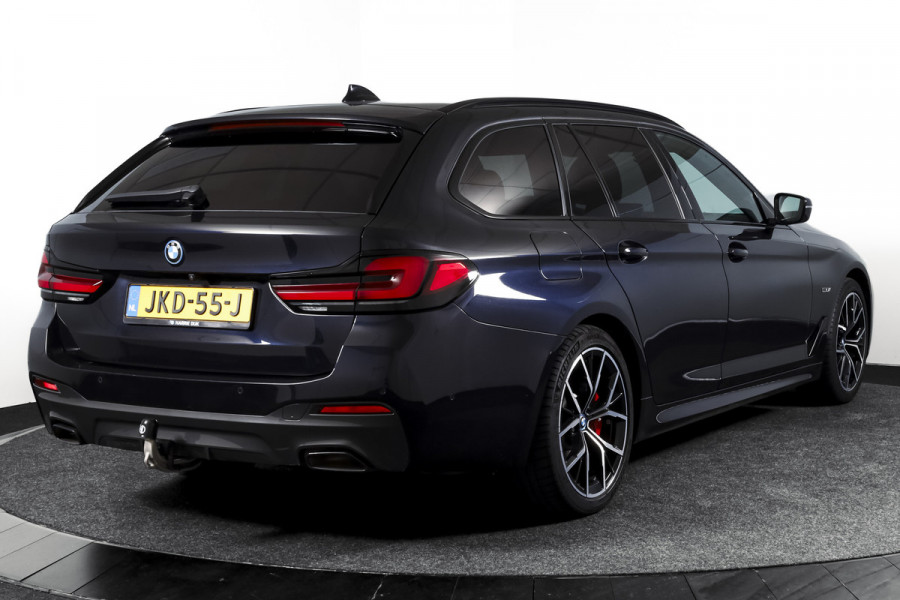 BMW 5 Serie Touring 530e Business Edition Plus | M-Sport | Shadow Line | S/K-Panodak | Laser | Head-Up | Elek. Trekhaak | Stoelverw. | Camera | NAV+App. Connect | ECC | Elek. Klep | LM 19" |