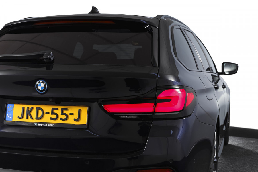 BMW 5 Serie Touring 530e Business Edition Plus | M-Sport | Shadow Line | S/K-Panodak | Laser | Head-Up | Elek. Trekhaak | Stoelverw. | Camera | NAV+App. Connect | ECC | Elek. Klep | LM 19" |