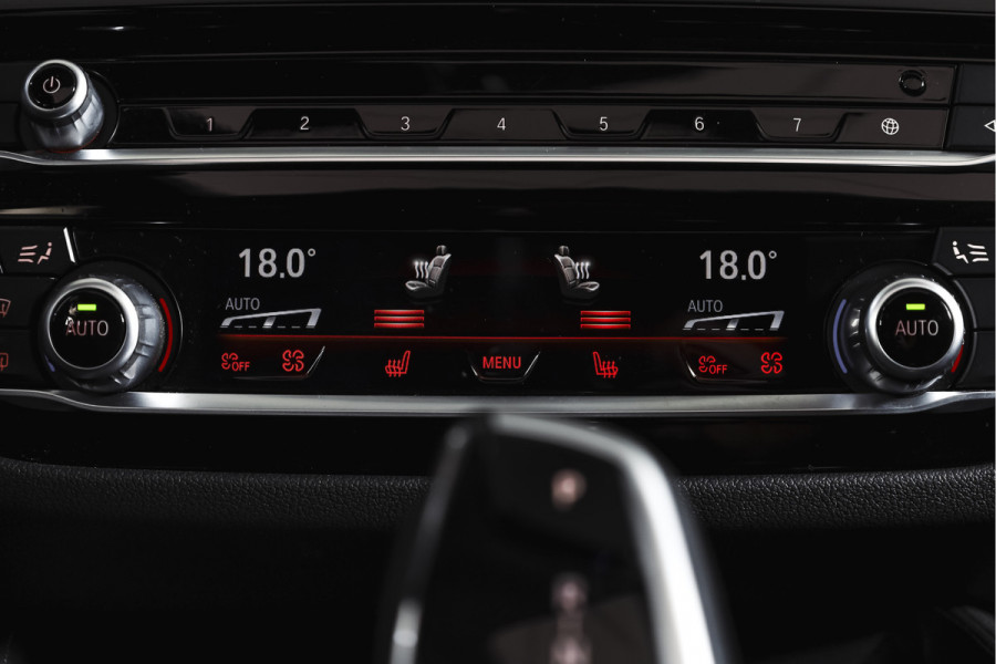BMW 5 Serie Touring 530e Business Edition Plus | M-Sport | Shadow Line | S/K-Panodak | Laser | Head-Up | Elek. Trekhaak | Stoelverw. | Camera | NAV+App. Connect | ECC | Elek. Klep | LM 19" |