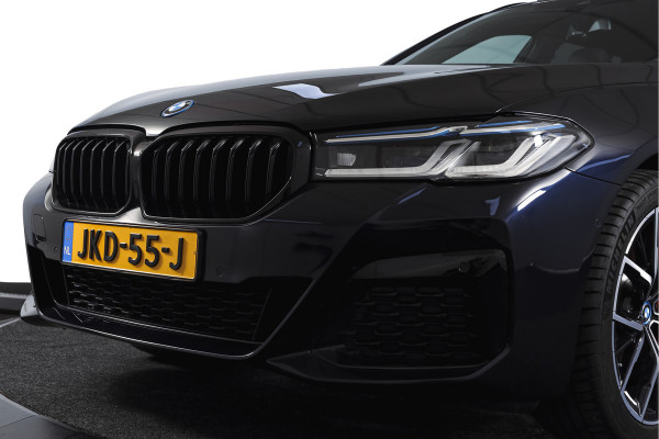 BMW 5 Serie Touring 530e Business Edition Plus | M-Sport | Shadow Line | S/K-Panodak | Laser | Head-Up | Elek. Trekhaak | Stoelverw. | Camera | NAV+App. Connect | ECC | Elek. Klep | LM 19" |