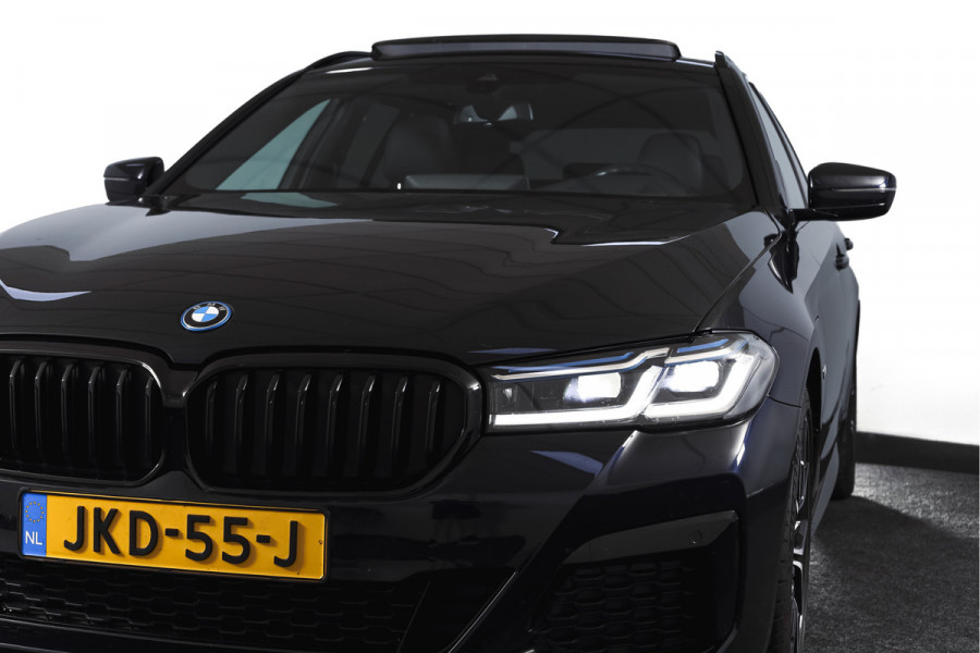 BMW 5 Serie Touring 530e Business Edition Plus | M-Sport | Shadow Line | S/K-Panodak | Laser | Head-Up | Elek. Trekhaak | Stoelverw. | Camera | NAV+App. Connect | ECC | Elek. Klep | LM 19" |