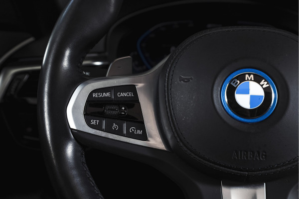 BMW 5 Serie Touring 530e Business Edition Plus | M-Sport | Shadow Line | S/K-Panodak | Laser | Head-Up | Elek. Trekhaak | Stoelverw. | Camera | NAV+App. Connect | ECC | Elek. Klep | LM 19" |