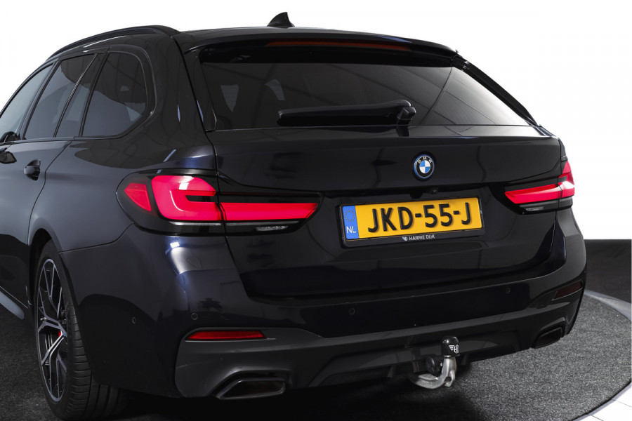 BMW 5 Serie Touring 530e Business Edition Plus | M-Sport | Shadow Line | S/K-Panodak | Laser | Head-Up | Elek. Trekhaak | Stoelverw. | Camera | NAV+App. Connect | ECC | Elek. Klep | LM 19" |