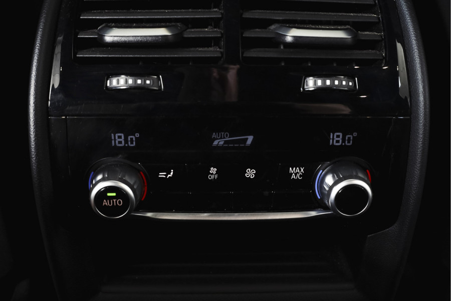 BMW 5 Serie Touring 530e Business Edition Plus | M-Sport | Shadow Line | S/K-Panodak | Laser | Head-Up | Elek. Trekhaak | Stoelverw. | Camera | NAV+App. Connect | ECC | Elek. Klep | LM 19" |