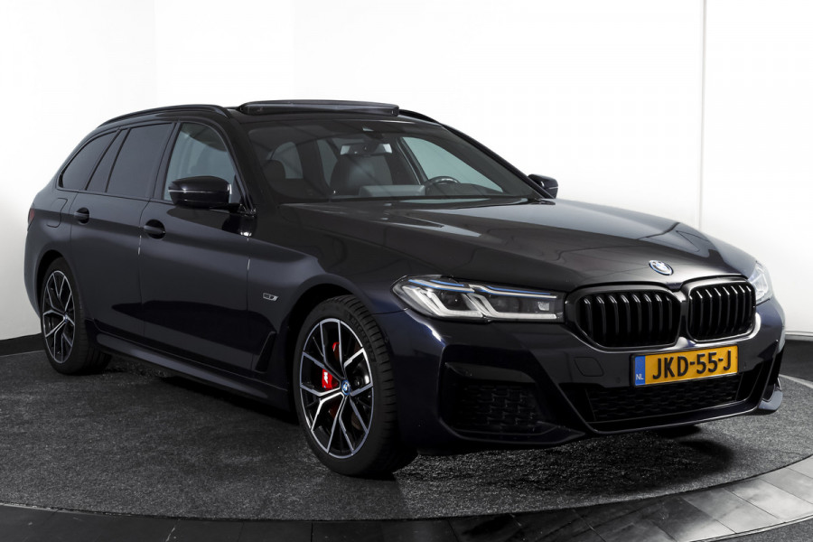 BMW 5 Serie Touring 530e Business Edition Plus | M-Sport | Shadow Line | S/K-Panodak | Laser | Head-Up | Elek. Trekhaak | Stoelverw. | Camera | NAV+App. Connect | ECC | Elek. Klep | LM 19" |