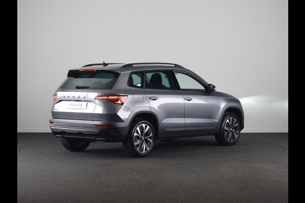 Škoda Karoq 1.5 TSI ACT Business Edition Ultimate | Trekhaak | Stoel- en stuurverwarming | Adaptive cruise control | lichtemetalen velgen 18" |
