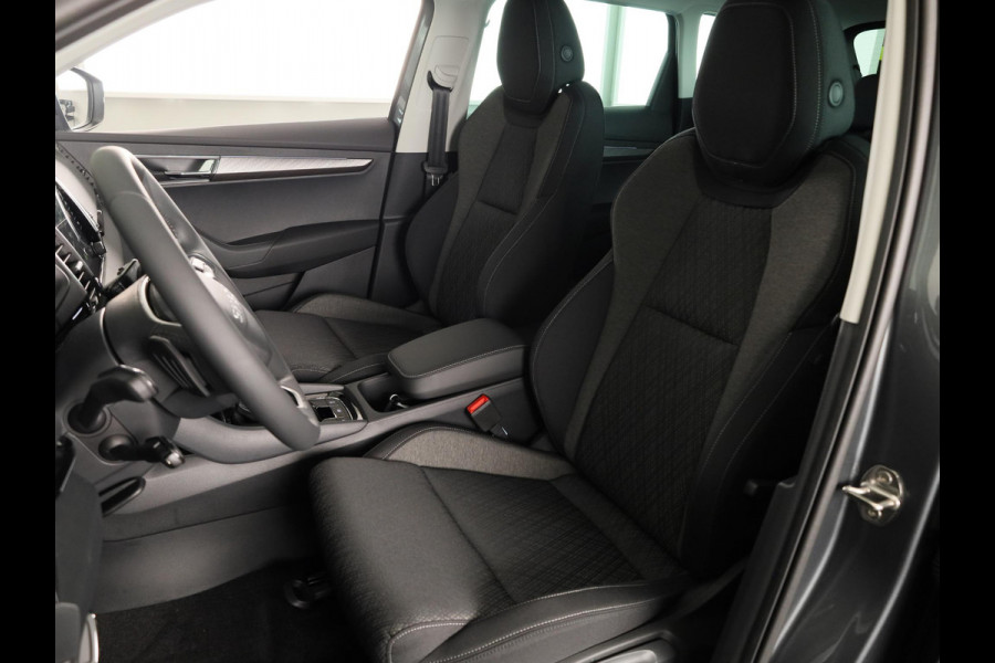 Škoda Karoq 1.5 TSI ACT Business Edition Ultimate | Trekhaak | Stoel- en stuurverwarming | Adaptive cruise control | lichtemetalen velgen 18" |