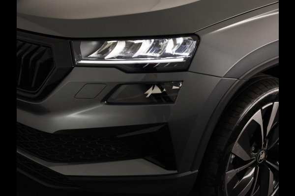 Škoda Karoq 1.5 TSI ACT Business Edition Ultimate | Trekhaak | Stoel- en stuurverwarming | Adaptive cruise control | lichtemetalen velgen 18" |