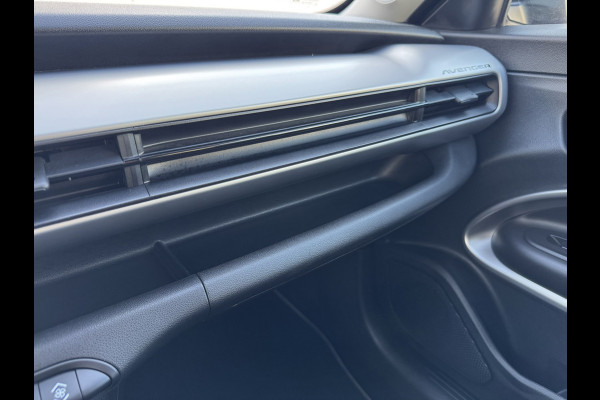 Jeep Avenger Summit 54 kWh Clima Camera Carplay Adaptive Cruise PDC voor en achter Half Leder