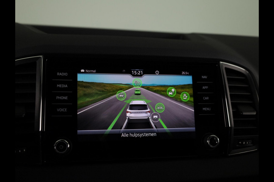 Škoda Karoq 1.5 TSI ACT Business Edition Ultimate Travel assist pakket | Virtual Pedal | Winterpakket | Trekhaak |