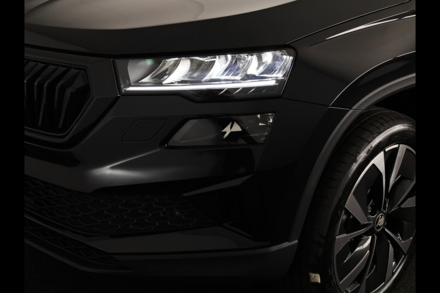 Škoda Karoq 1.5 TSI ACT Business Edition Ultimate Travel assist pakket | Virtual Pedal | Winterpakket | Trekhaak |