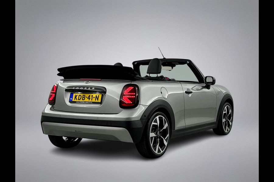 MINI Cabrio 2.0 164 PK Cooper Favoured Sportstoel/Head-Up Display/18'LMV