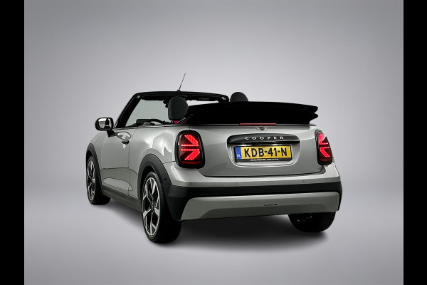 MINI Cabrio 2.0 164 PK Cooper Favoured Sportstoel/Head-Up Display/18'LMV