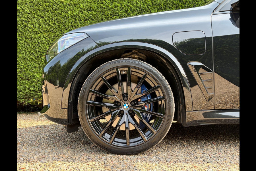 BMW X5 XDrive45e High Executive M Sport 4WielSturing Luchtvering HUD H&K 22INCH