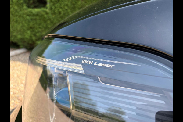 BMW X5 XDrive45e High Executive M Sport 4WielSturing Luchtvering HUD H&K 22INCH