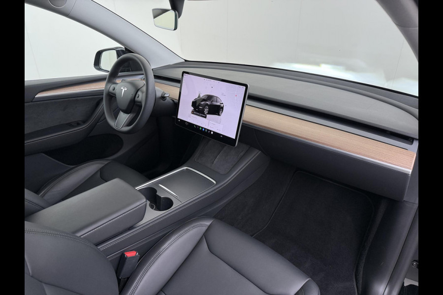Tesla Model Y Long Range AWD 75 kWh SOH 95% | UNIEKE KM-STAND 37.000 KM | HW3/FSD3 | TESLA FABRIEKSGARANTIE T/M 04-2028 OF 80.000 KM | GARANTIE OP HOOGVOLTACCU & AANDRIJFLIJN T/M 04-2032 OF 192.000 KM |
