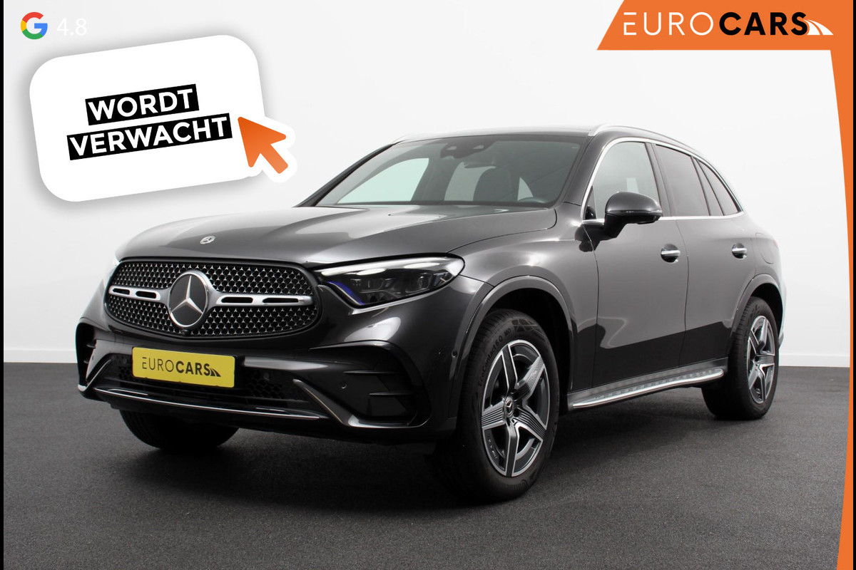 Mercedes-Benz GLC 400e 4MATIC AMG Line PHEV  Navigatie Panorama dak Lederen bekleding Camera Electrisch bedienbare achterklep Trekhaak Adaptive cruise control