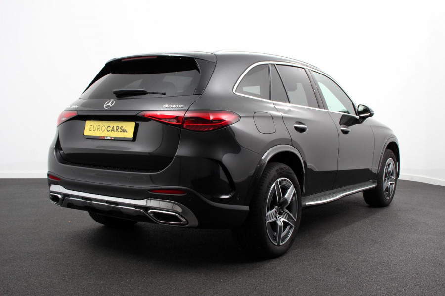 Mercedes-Benz GLC 400e 4MATIC AMG Line PHEV  Navigatie Panorama dak Lederen bekleding Camera Electrisch bedienbare achterklep Trekhaak Adaptive cruise control