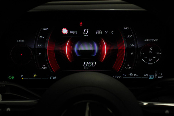 Mercedes-Benz GLC 400e 4MATIC AMG Line PHEV  Navigatie Panorama dak Lederen bekleding Camera Electrisch bedienbare achterklep Trekhaak Adaptive cruise control
