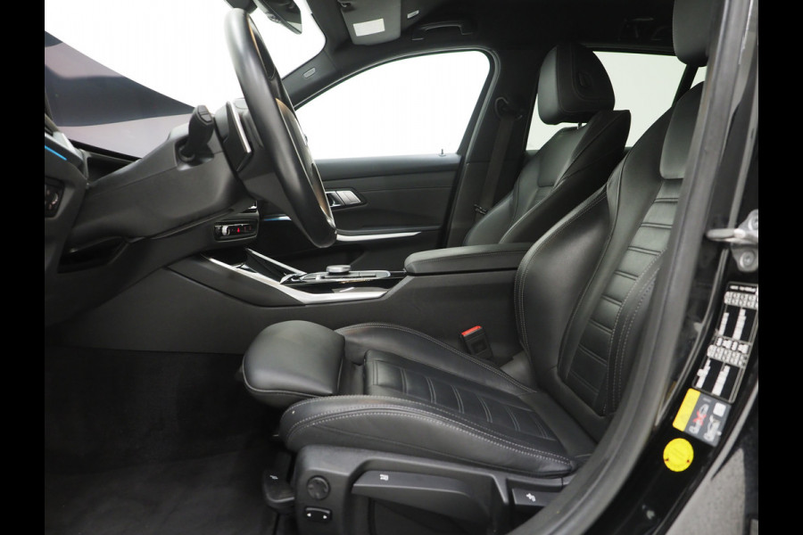 BMW 3 Serie Touring 320e LCI | Sportstoelen | Leder | Sfeerlicht | Dodehoek | Cruise | Stoelverwarming | Carplay