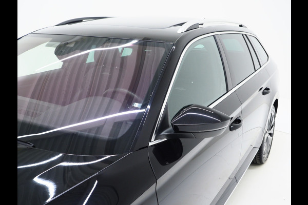 Škoda Superb Combi 1.4 TSI iV Laurin & Klement | Panoramadak | Leder | Massage | Canton | Camera | Keyless | Memory | Carplay