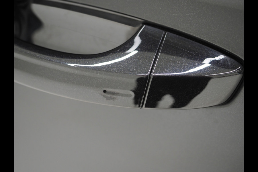 Škoda Superb Combi 1.4 TSI iV Laurin & Klement | Panoramadak | Leder | Massage | Canton | Camera | Keyless | Memory | Carplay