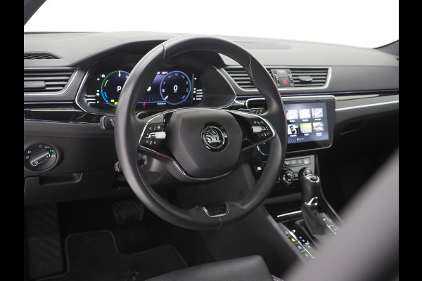 Škoda Superb Combi 1.4 TSI iV Laurin & Klement | Panoramadak | Leder | Massage | Canton | Camera | Keyless | Memory | Carplay