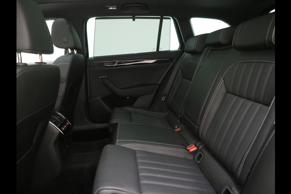 Škoda Superb Combi 1.4 TSI iV Laurin & Klement | Panoramadak | Leder | Massage | Canton | Camera | Keyless | Memory | Carplay