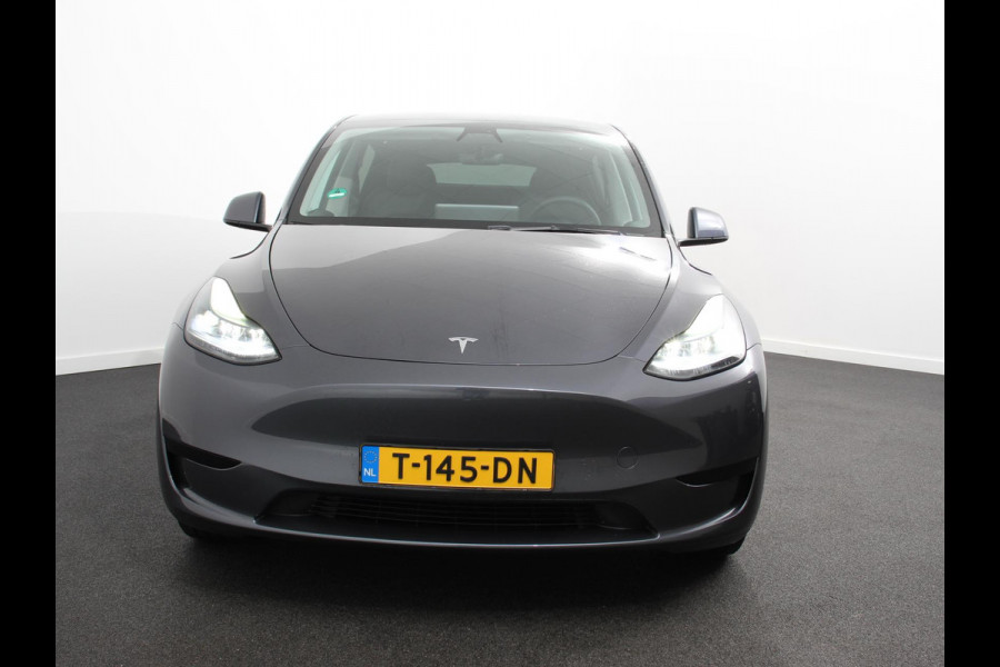 Tesla Model Y RWD 58 kWh Panorama dak 20" Wheels PDC VA 360 Camera Full LED Leder Autopilot