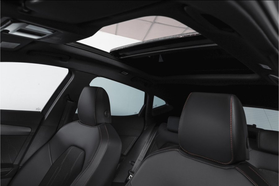 CUPRA Formentor 1.5 TSI e-Hybrid 204 PK Business | S/K-Panodak | Matrix Led | Elek Trekhaak | Dig. Cockpit | Adapt. Cruise | Stoel-+Stuurverw. | PDC | Camera | App. Connect | ECC | Elek. Klep | LM 19" | 8592
