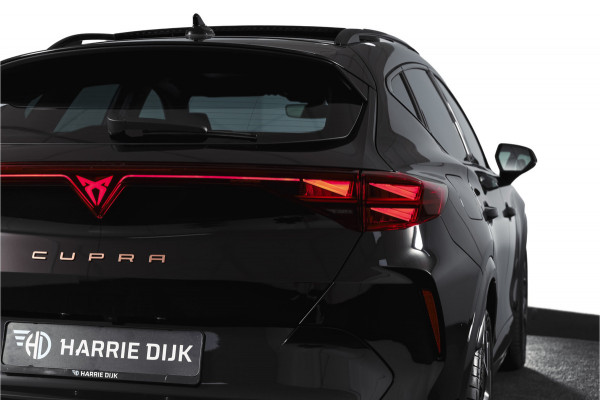 CUPRA Formentor 1.5 TSI e-Hybrid Business | S/K-Panodak | Matrix Led | Elek Trekhaak | Dig. Cockpit | Adapt. Cruise | Stoel-+Stuurverw. | PDC | Camera | App. Connect | ECC | Elek. Klep | LM 19" | 7059