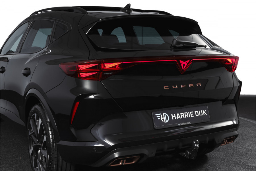 CUPRA Formentor 1.5 TSI e-Hybrid Business | S/K-Panodak | Matrix Led | Elek Trekhaak | Dig. Cockpit | Adapt. Cruise | Stoel-+Stuurverw. | PDC | Camera | App. Connect | ECC | Elek. Klep | LM 19" | 7059