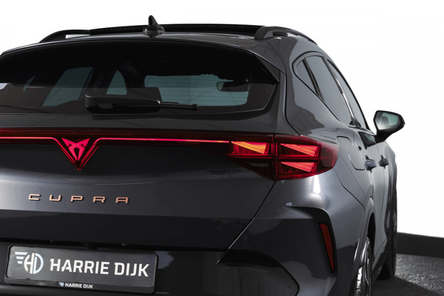 CUPRA Formentor 1.5 TSI e-Hybrid 204 PK Business | S/K-Panodak | Matrix Led | Elek Trekhaak | Dig. Cockpit | Adapt. Cruise | Stoel-+Stuurverw. | PDC | Camera | App. Connect | ECC | Elek. Klep | LM 19" | 7920