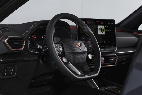 CUPRA Formentor 1.5 TSI e-Hybrid 204 PK Business | S/K-Panodak | Matrix Led | Elek Trekhaak | Dig. Cockpit | Adapt. Cruise | Stoel-+Stuurverw. | PDC | Camera | App. Connect | ECC | Elek. Klep | LM 19" | 7920