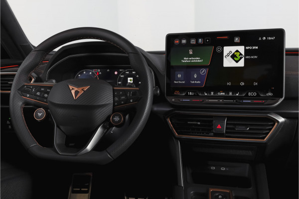 CUPRA Formentor 1.5 TSI e-Hybrid 204 PK Business | S/K-Panodak | Matrix Led | Elek Trekhaak | Dig. Cockpit | Adapt. Cruise | Stoel-+Stuurverw. | PDC | Camera | App. Connect | ECC | Elek. Klep | LM 19" | 7920