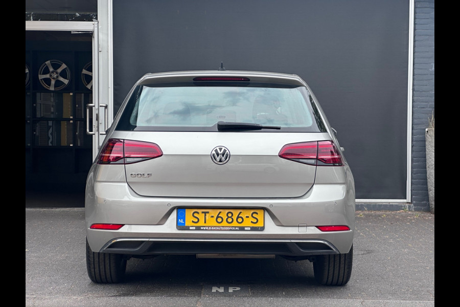 Volkswagen Golf 1.6 TDI Comfortline Business MASSAGE / CARPLAY / NAVI / ACC