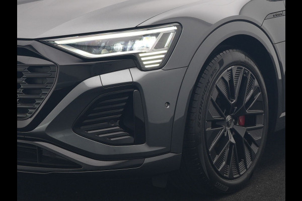 Audi Q8 e-tron 55 Quattro S Line 114 kWh 408pk Dealer O.H. | Trekhaak Afn. | Panodak | Luchtvering | Head Up | Adaptive Cruise | Bang & Olufsen | 360 Camera | Matrix LED | Alcantara Sportstoelen Verwarmd | Sfeerverlichting | Keyless | Blis | 21"L.M |